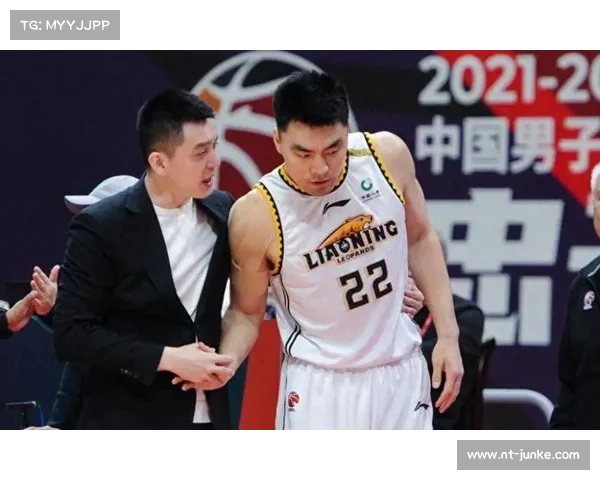 杨鸣信任崩塌!周俊成全运会场均 0.8 分,李晓旭调侃:咖啡店缺人 杨鸣信任崩塌!周俊成全运会场均 0.8 分,李晓旭调侃:咖啡店缺人